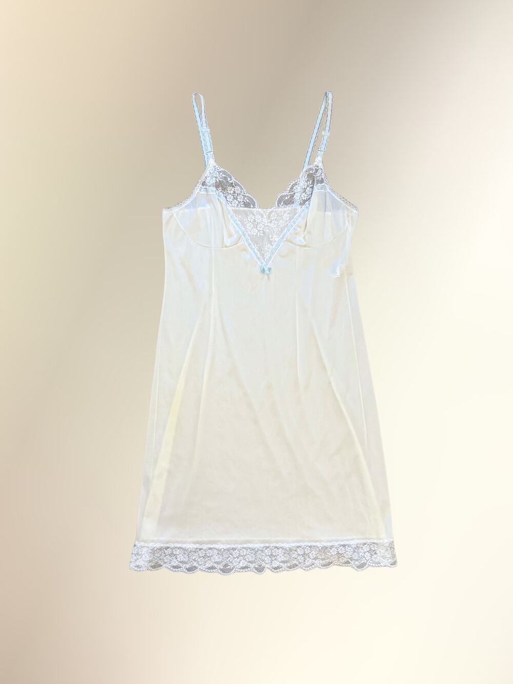 Vintage Vanity Fair Cream Nylon Lace Trim Slip Dress Chemise Sz 38